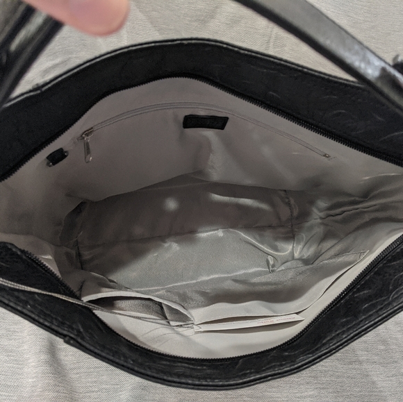 NWT Beijo "Striking Resemblance” handbag Black - Picture 8 of 10